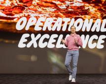 Joe Sieve speaks at the 2025 Papa Johns Franchise Conference